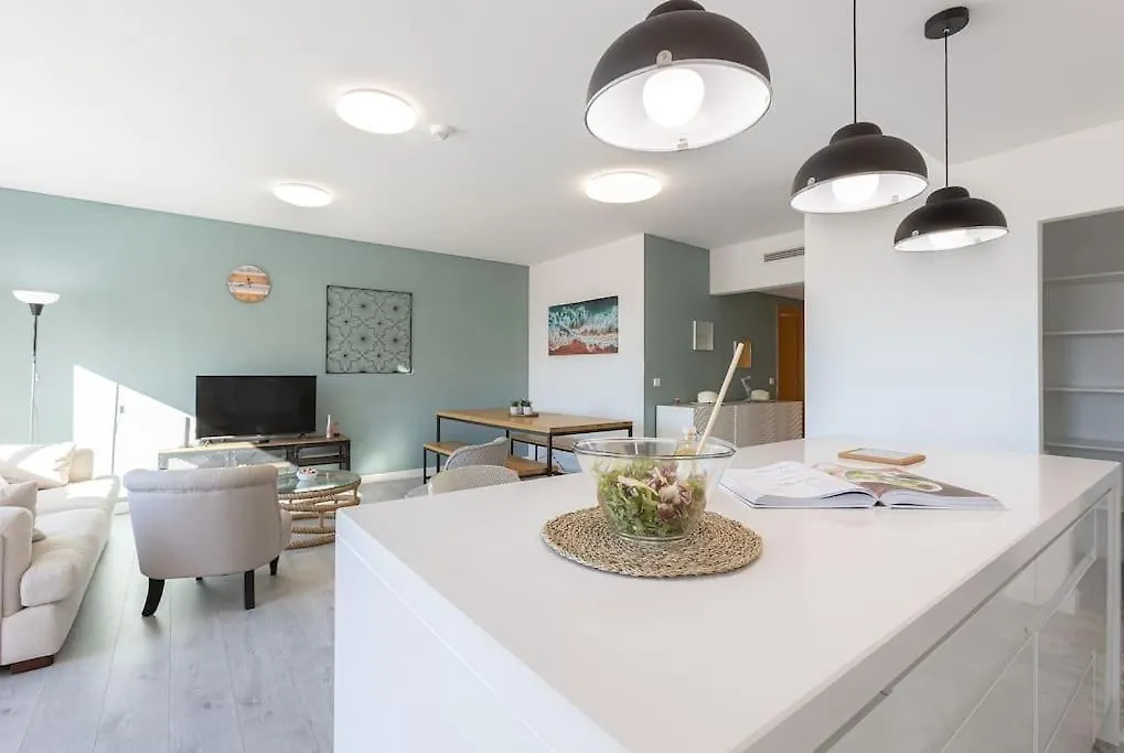 Apartment Dapi - Elegant Penthouse With Ocean View At Praia Da Rocha Portimao